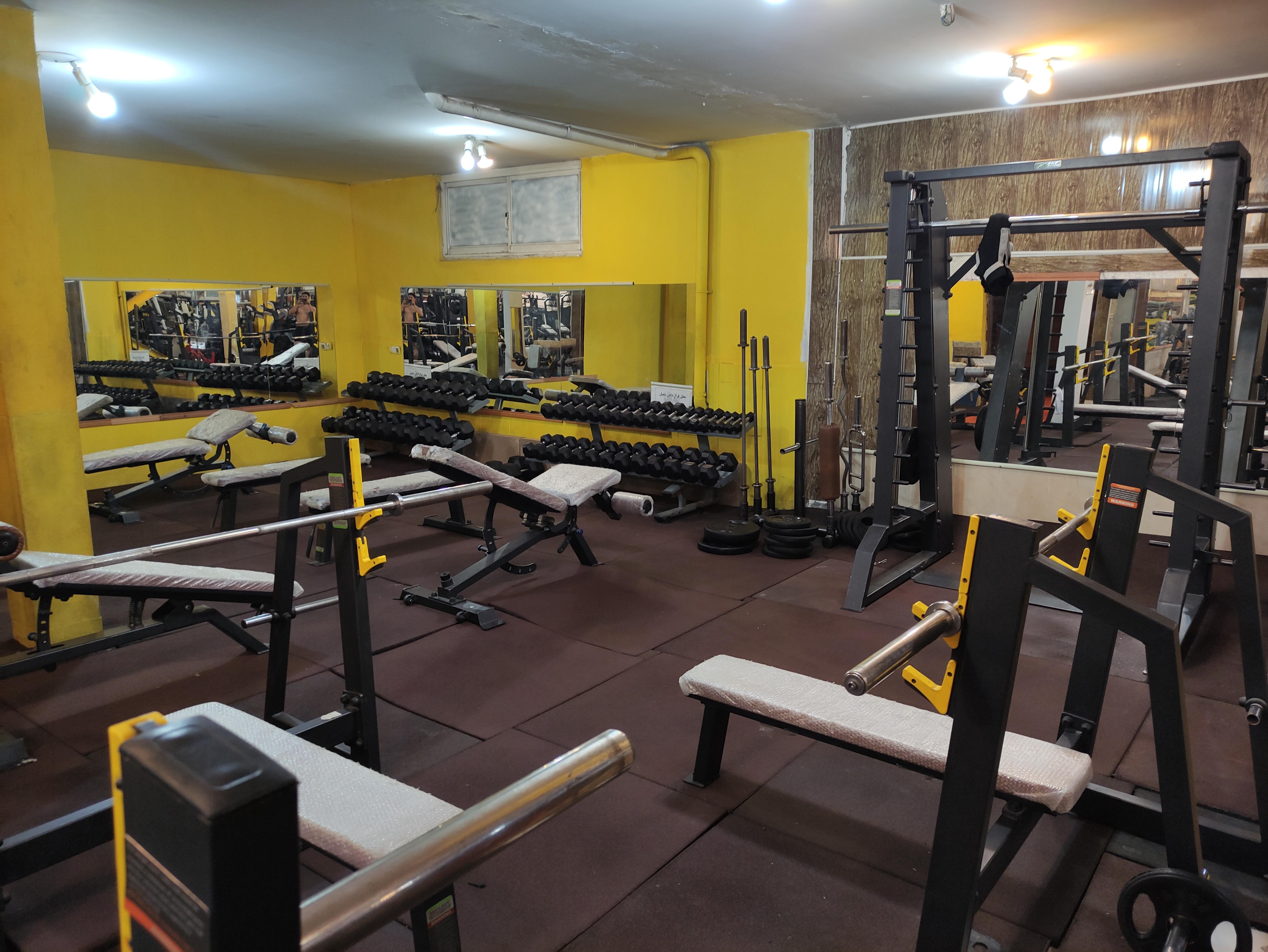 باشگاه بدنسازی آرسام