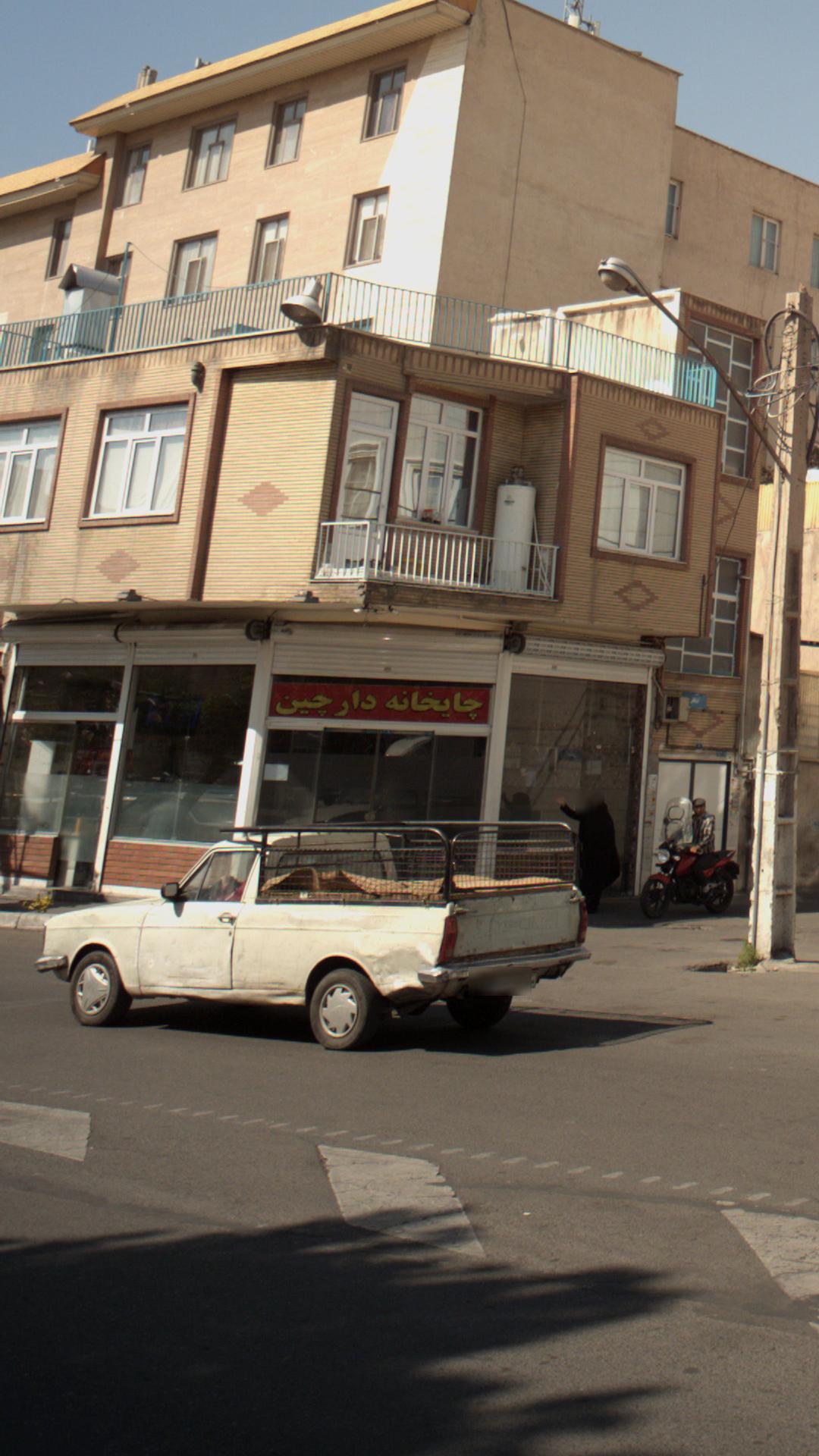 قهوه خانه احباب