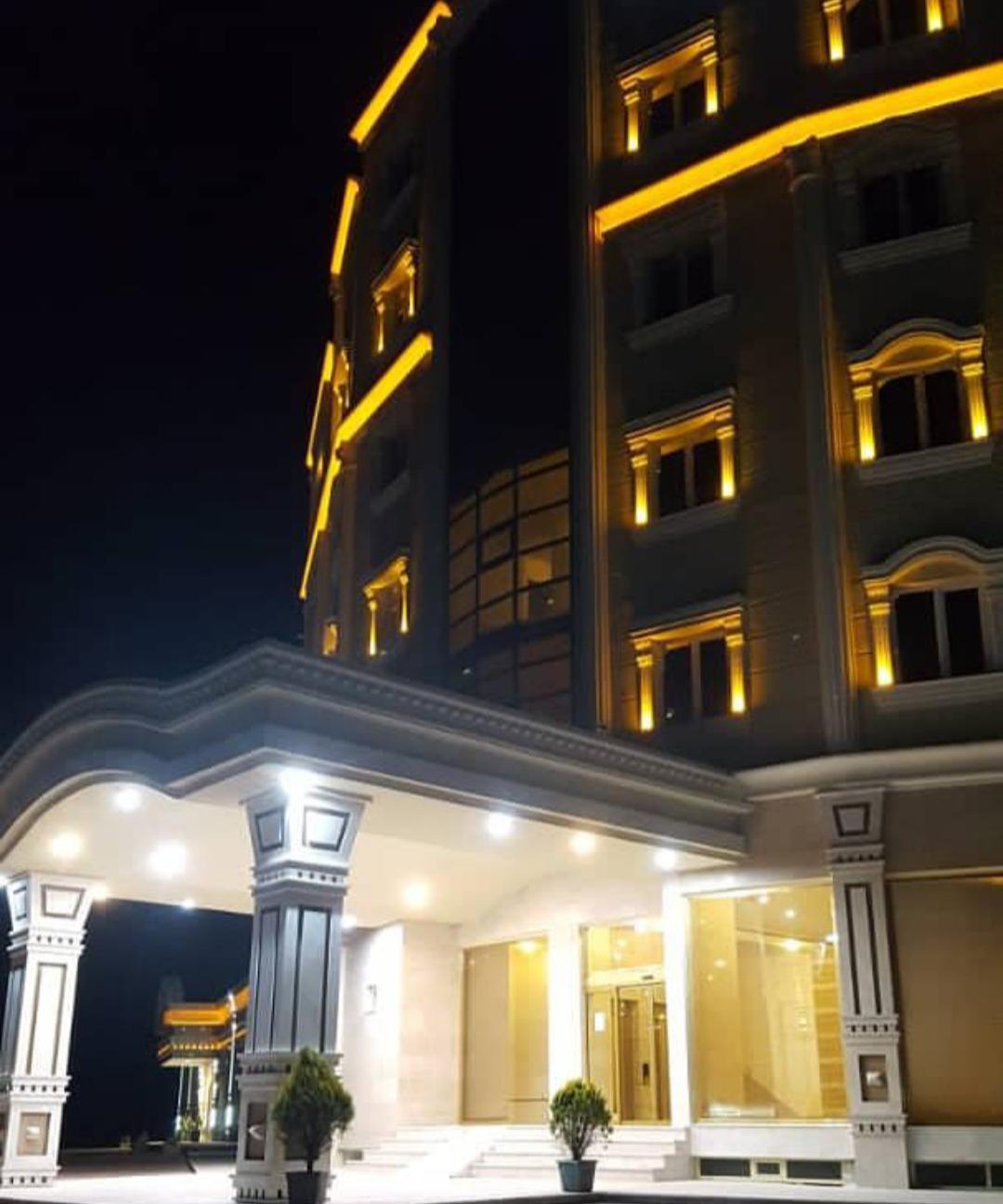 هتل و مجتمع گردشگری رویال