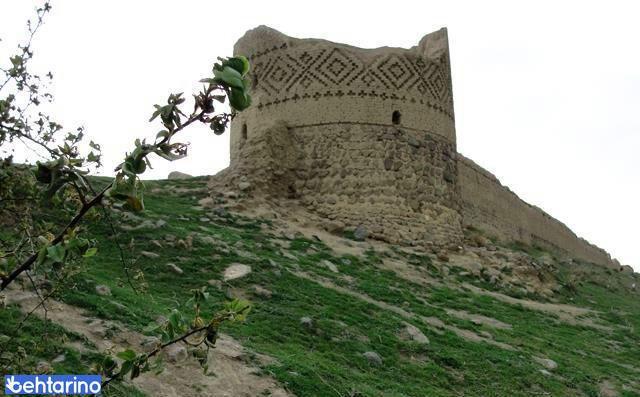 تپه قلعه زاوه