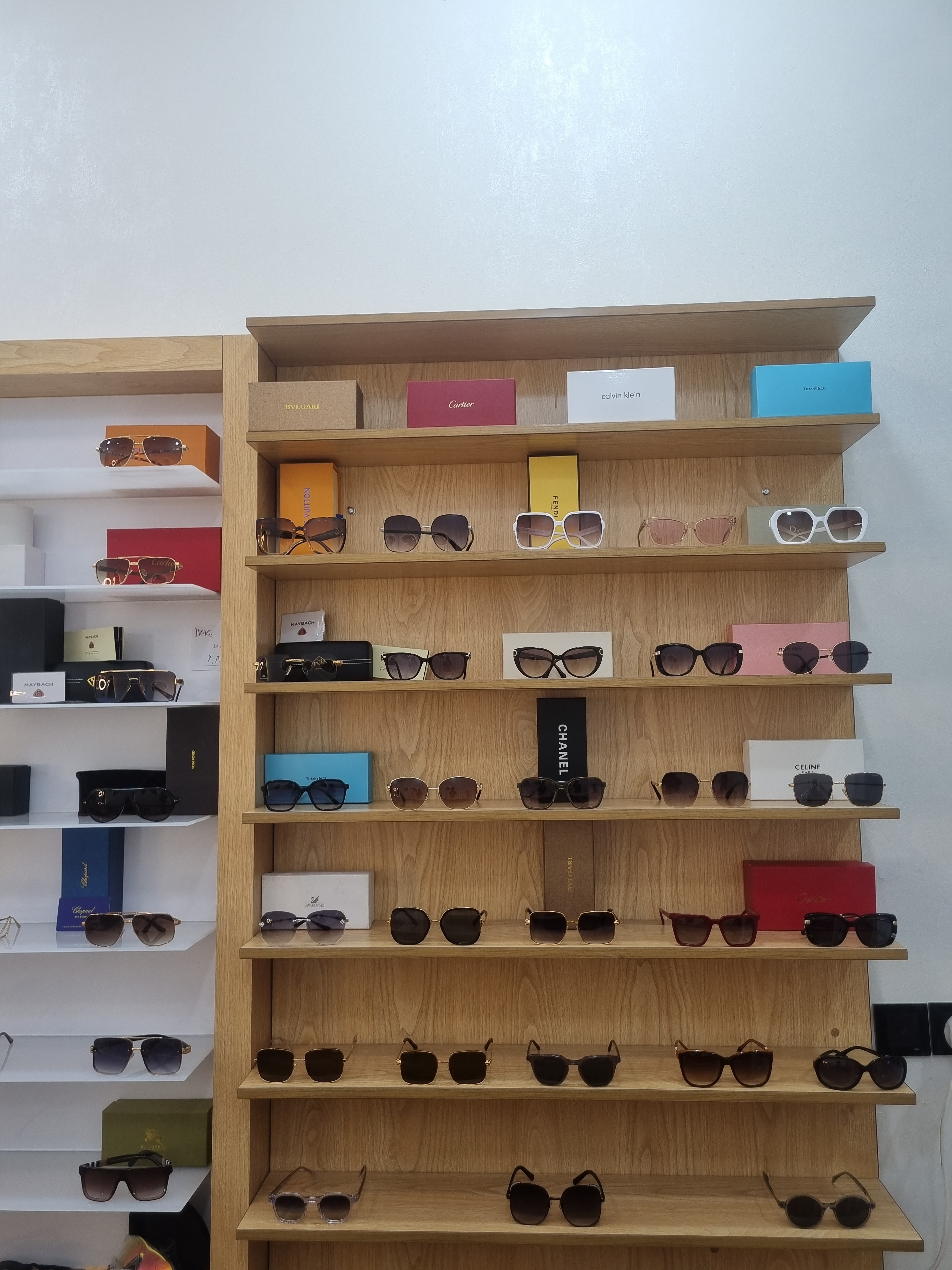 عینک سازی الماس (جم)