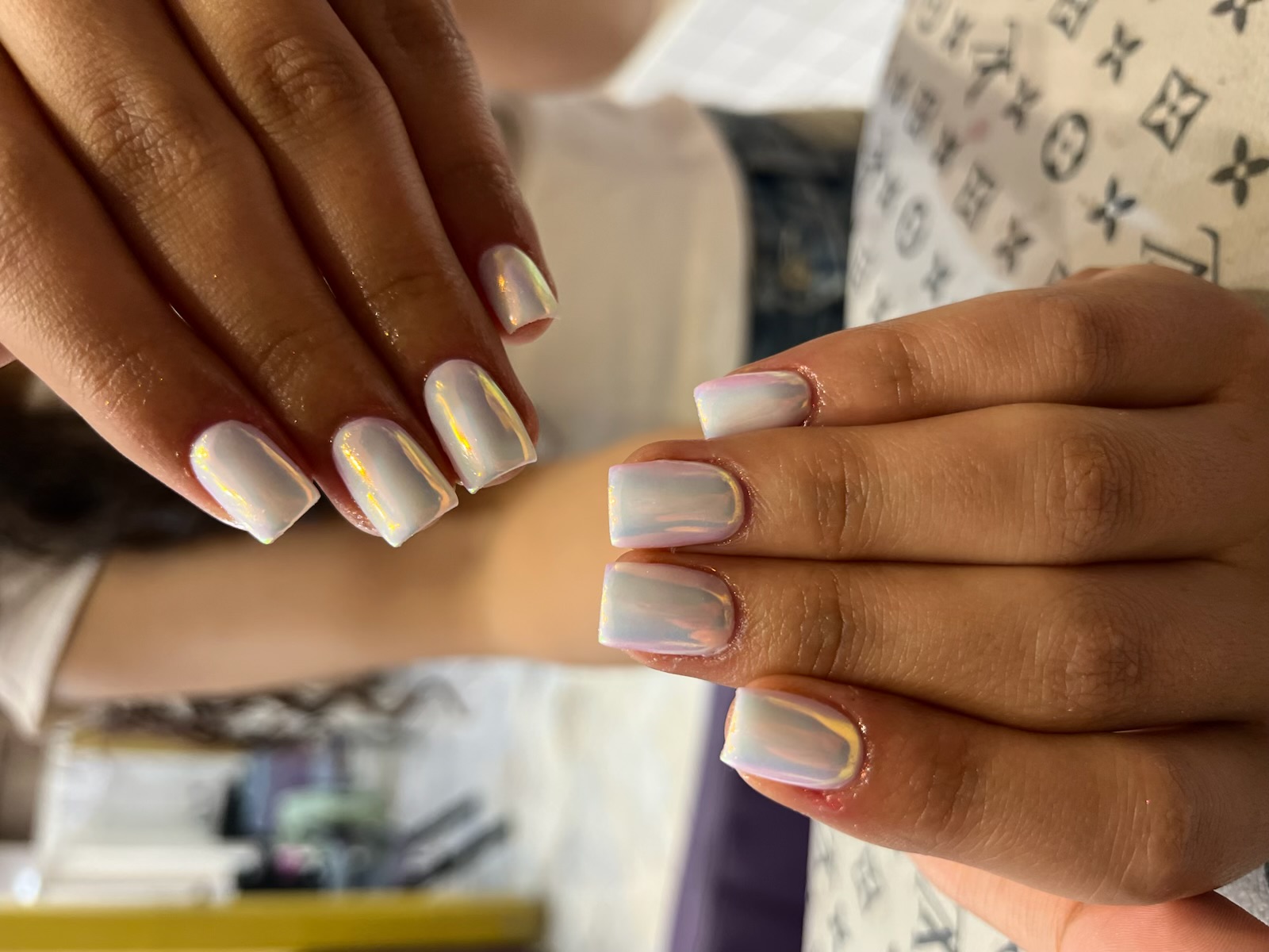 آموزشگاه آرایشگری و سالن زیبایی گل دخت