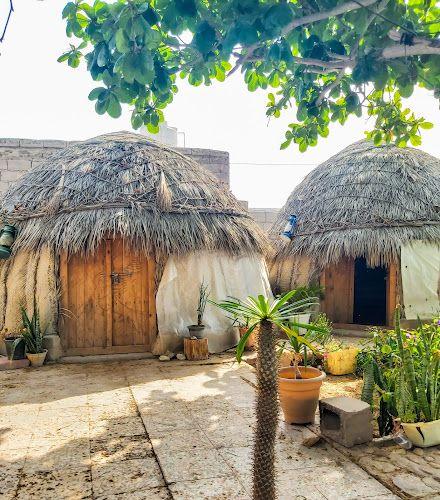 Garomzangi Sharaf Hostel