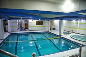 استخر و باشگاه بدن‌سازی امیر