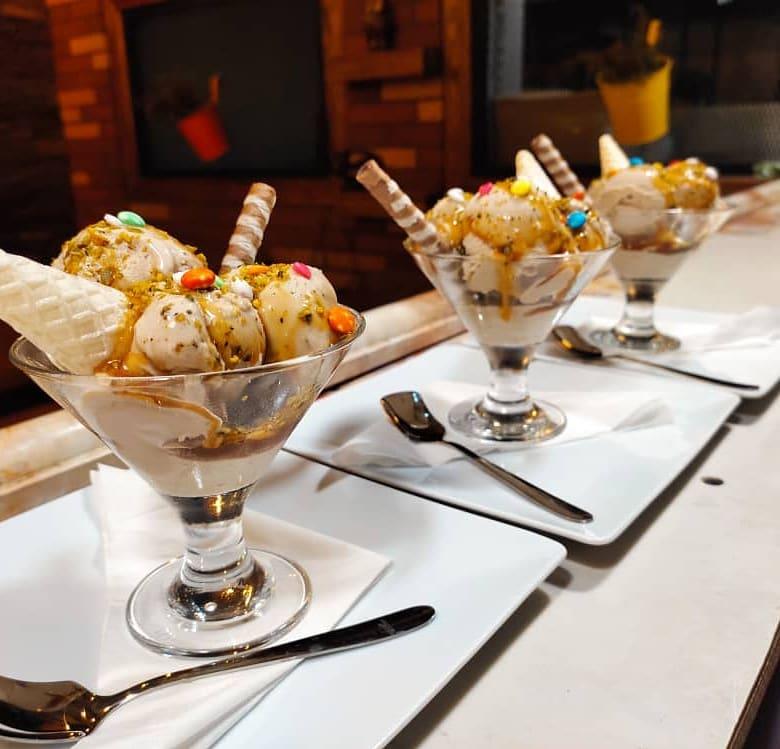 کافه و فست فود ورنا