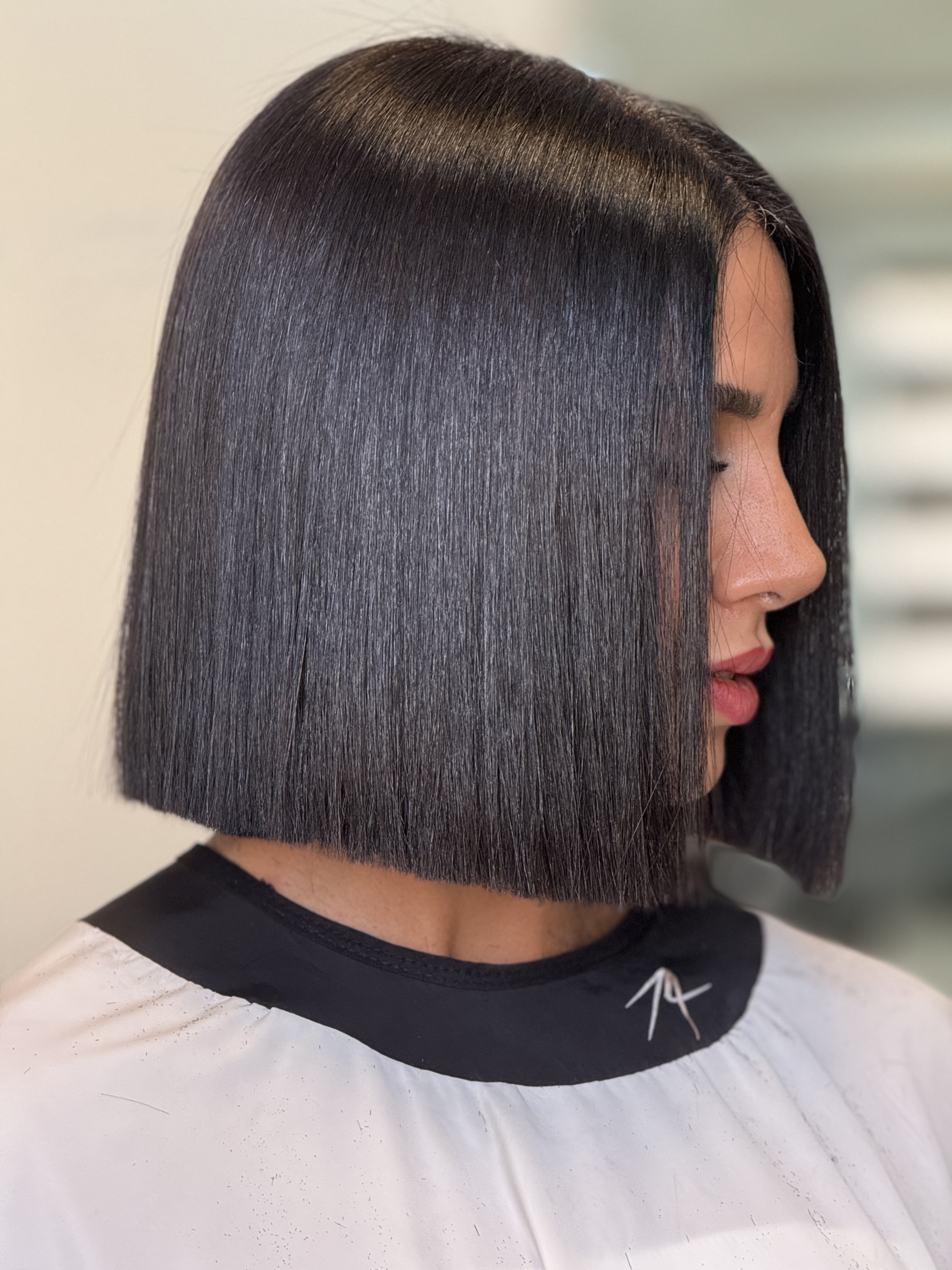 سالن زیبایی الهام نیکویی