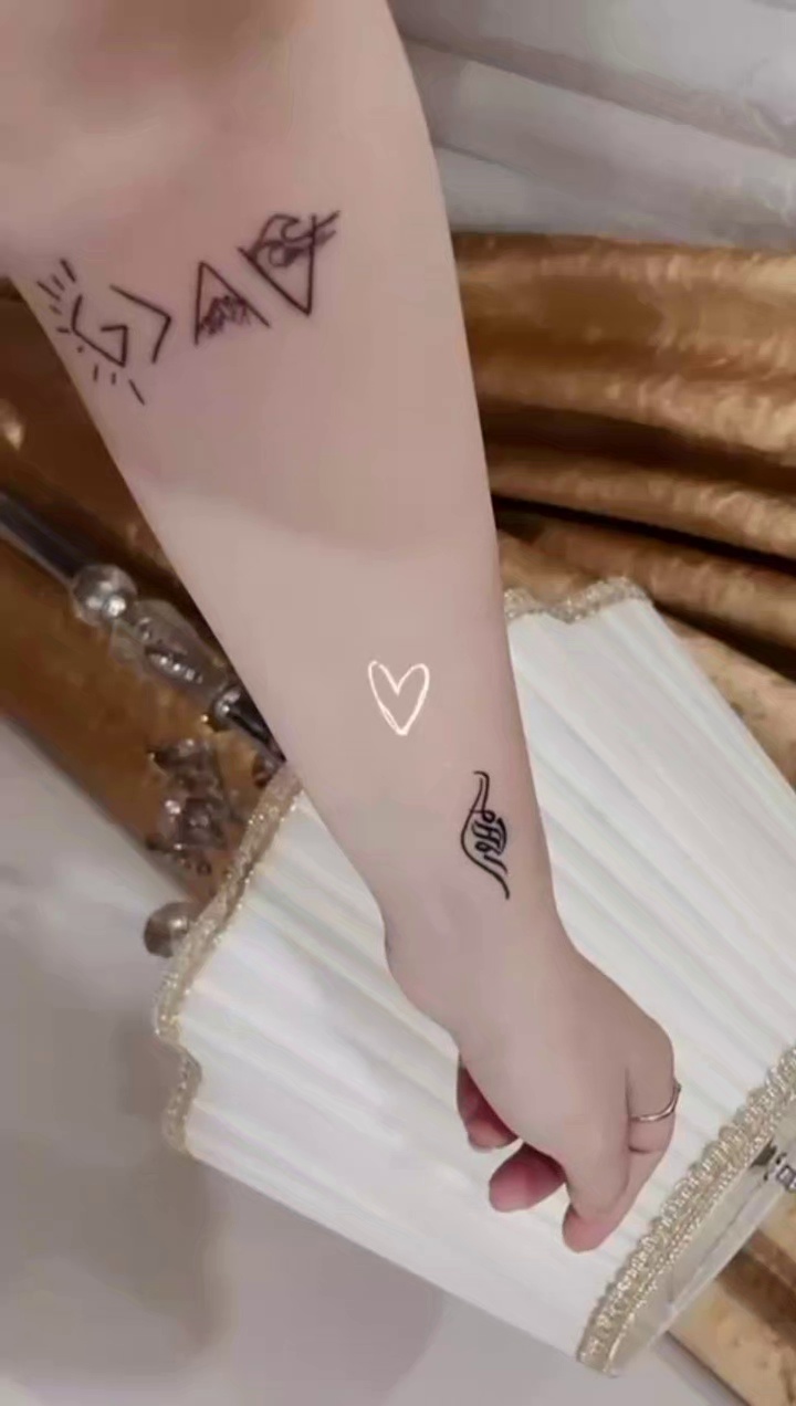 خدمات تخصصی تتوبدن انستیتوی ققنوس