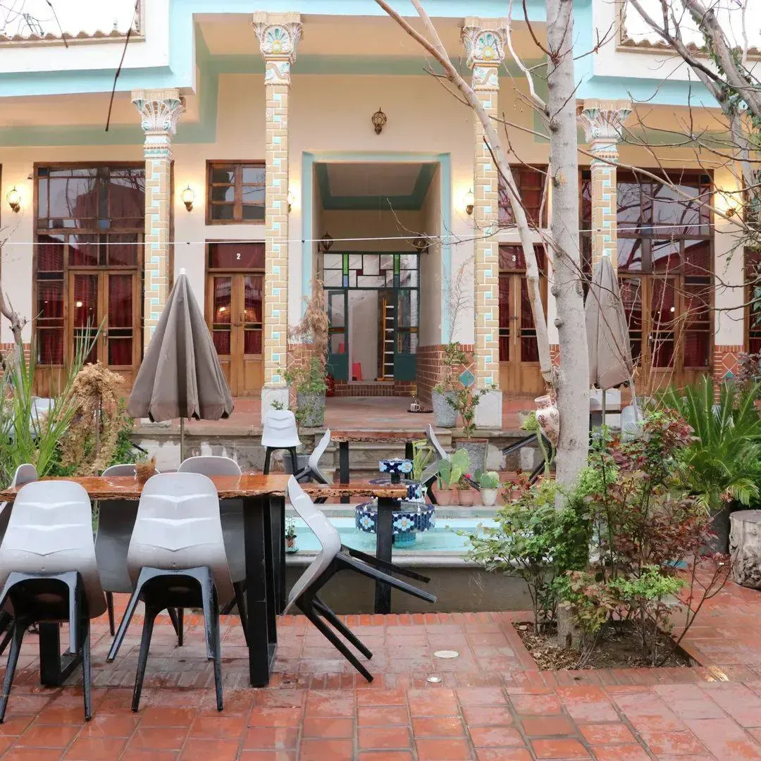 اقامتگاه سنتی آریو اصفهان