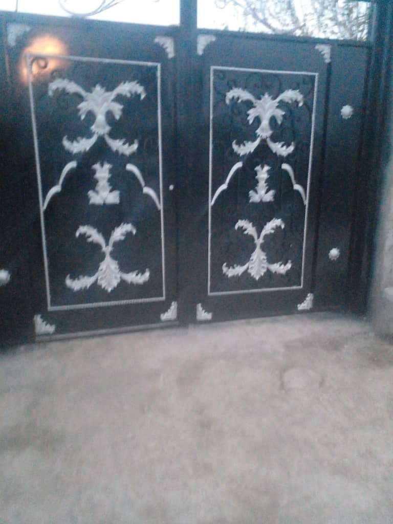 نقاشی ساختمان داود کمری