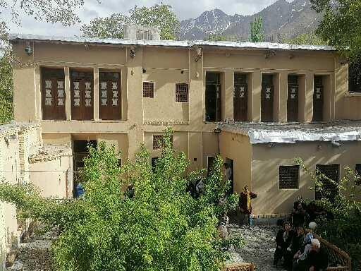 اقامتگاه بومگردی دیرا