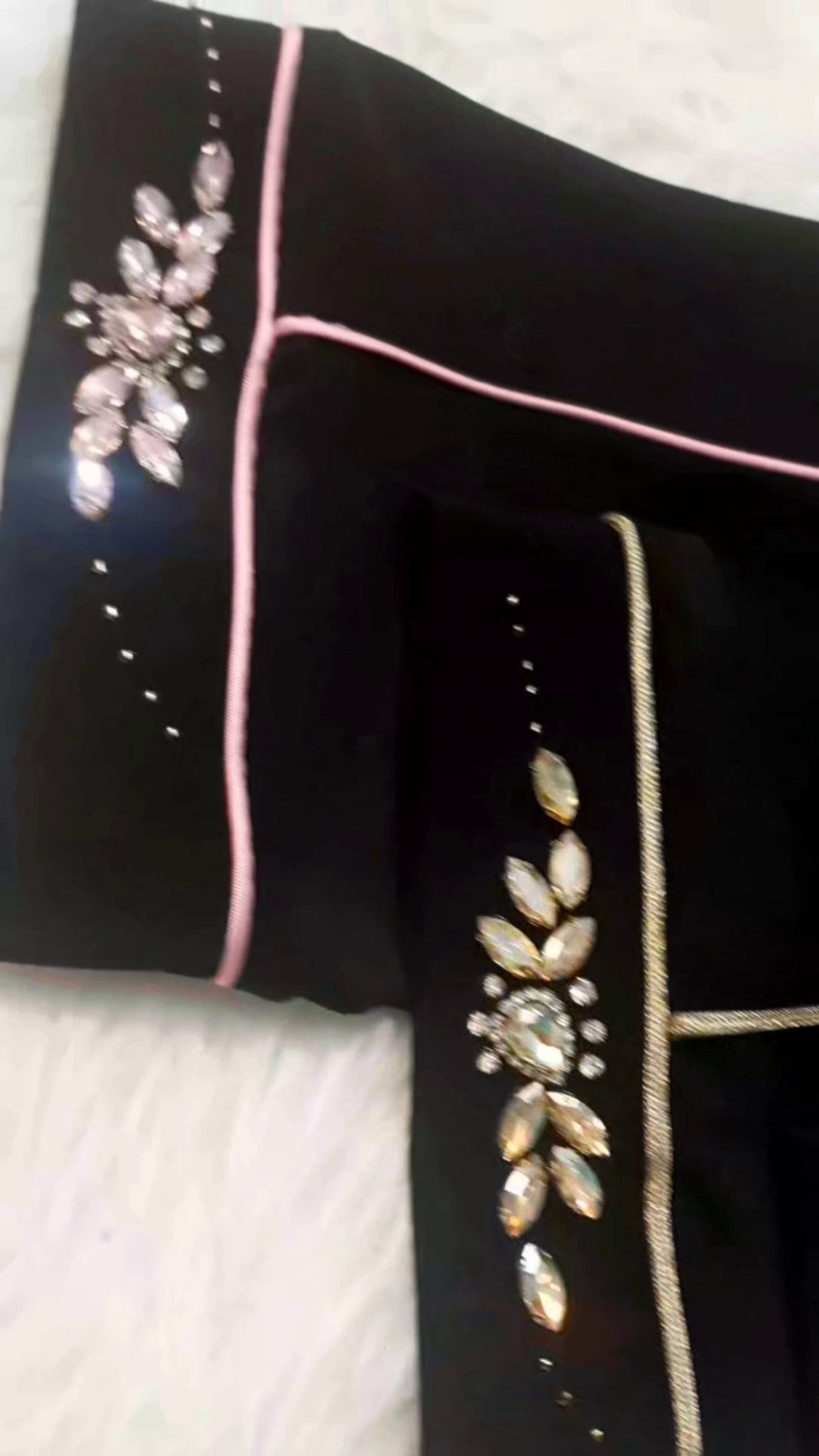 مزون خیاطی انلاین  فاطمه باقری در اینستا