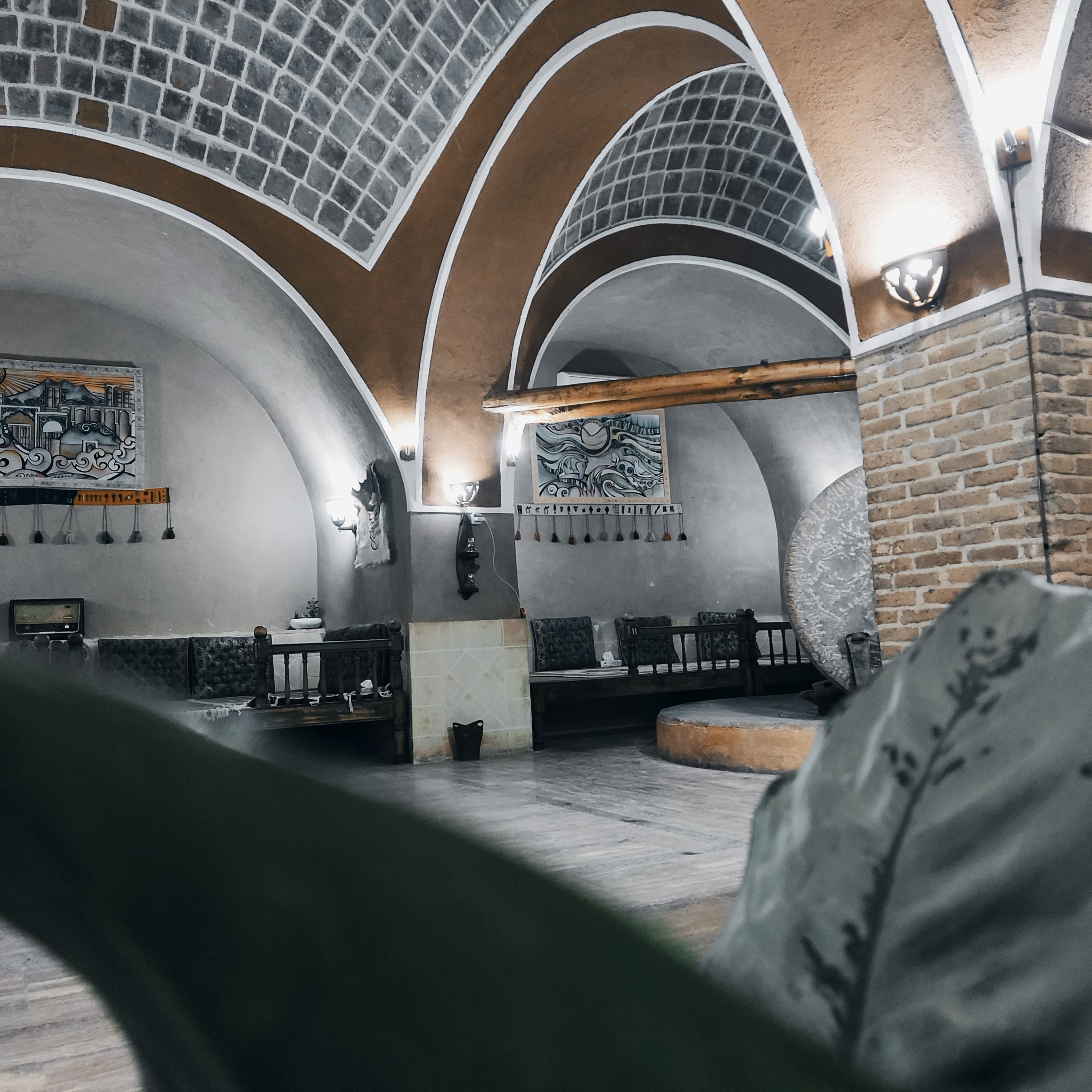 کافه رستوران عمارت قجری