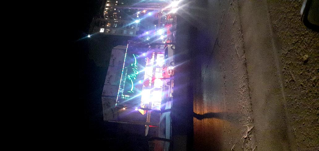 رستوران لاله صحرا