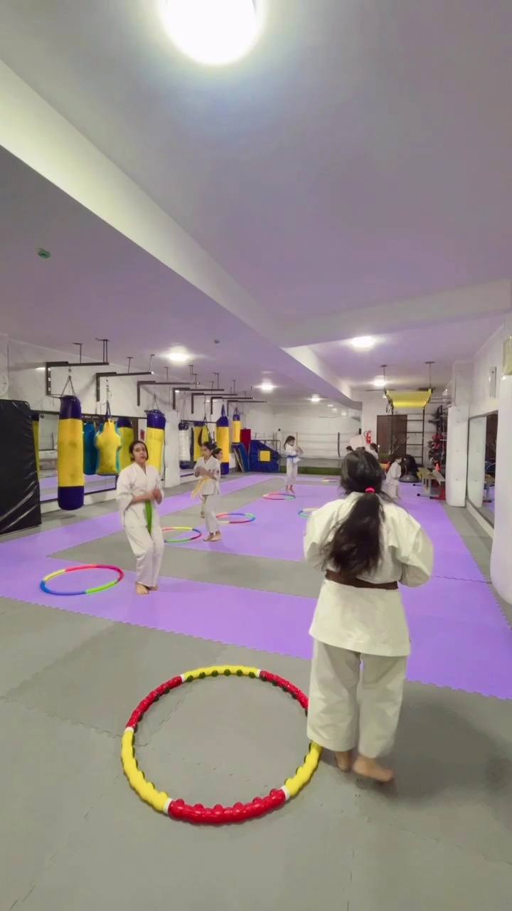 باشگاه ورزشی نام آوران کورش