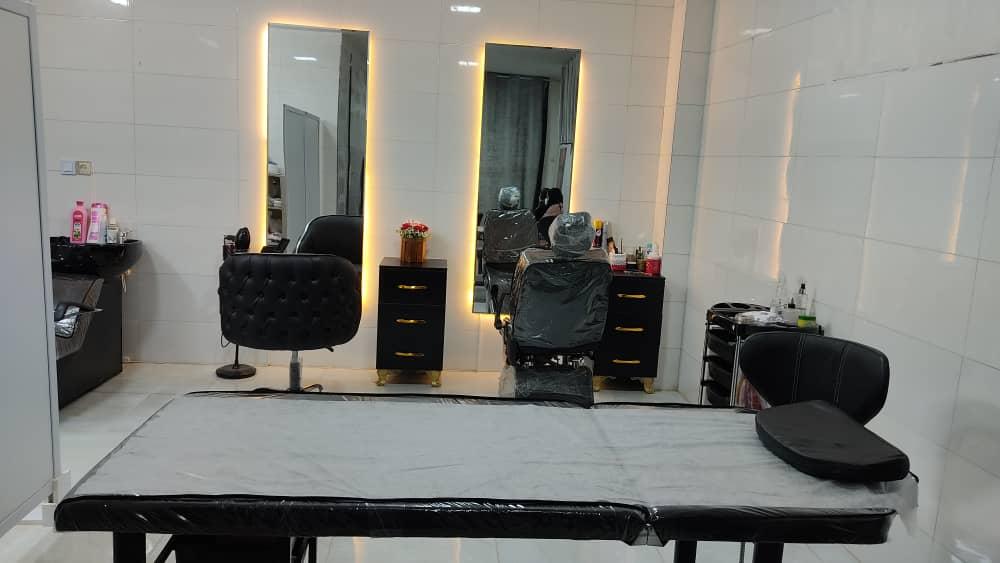 سالن زیبایی وندا