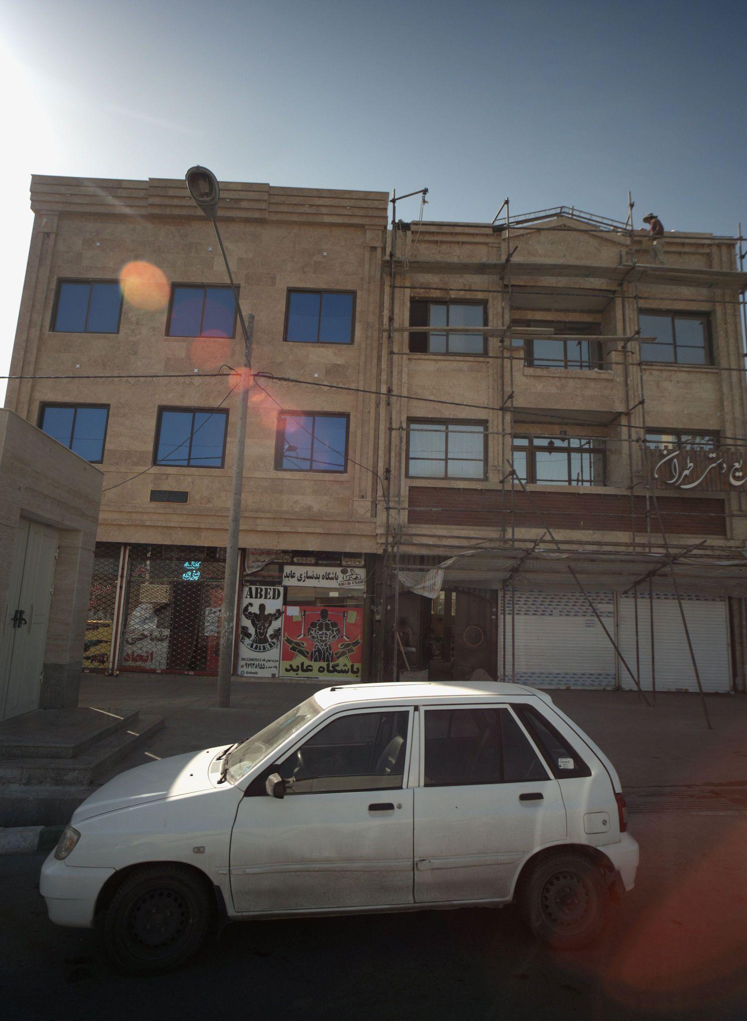 باشگاه بدنسازی عابد