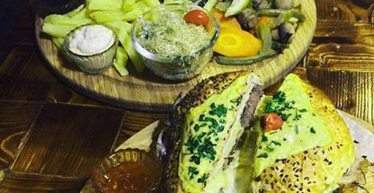 کافی شاپ گلدون 