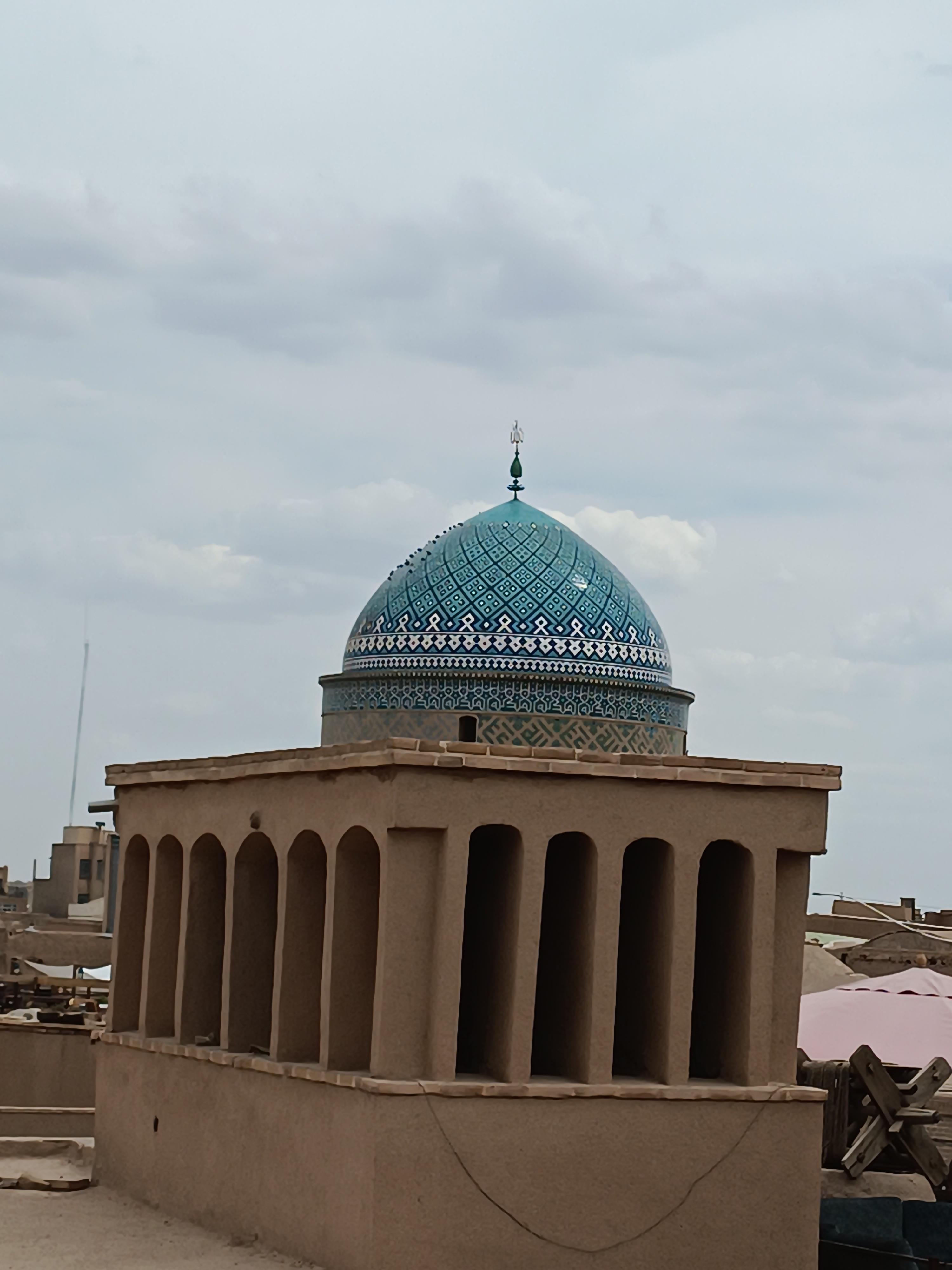 اقامتگاه بوم گردی خانه خورشید