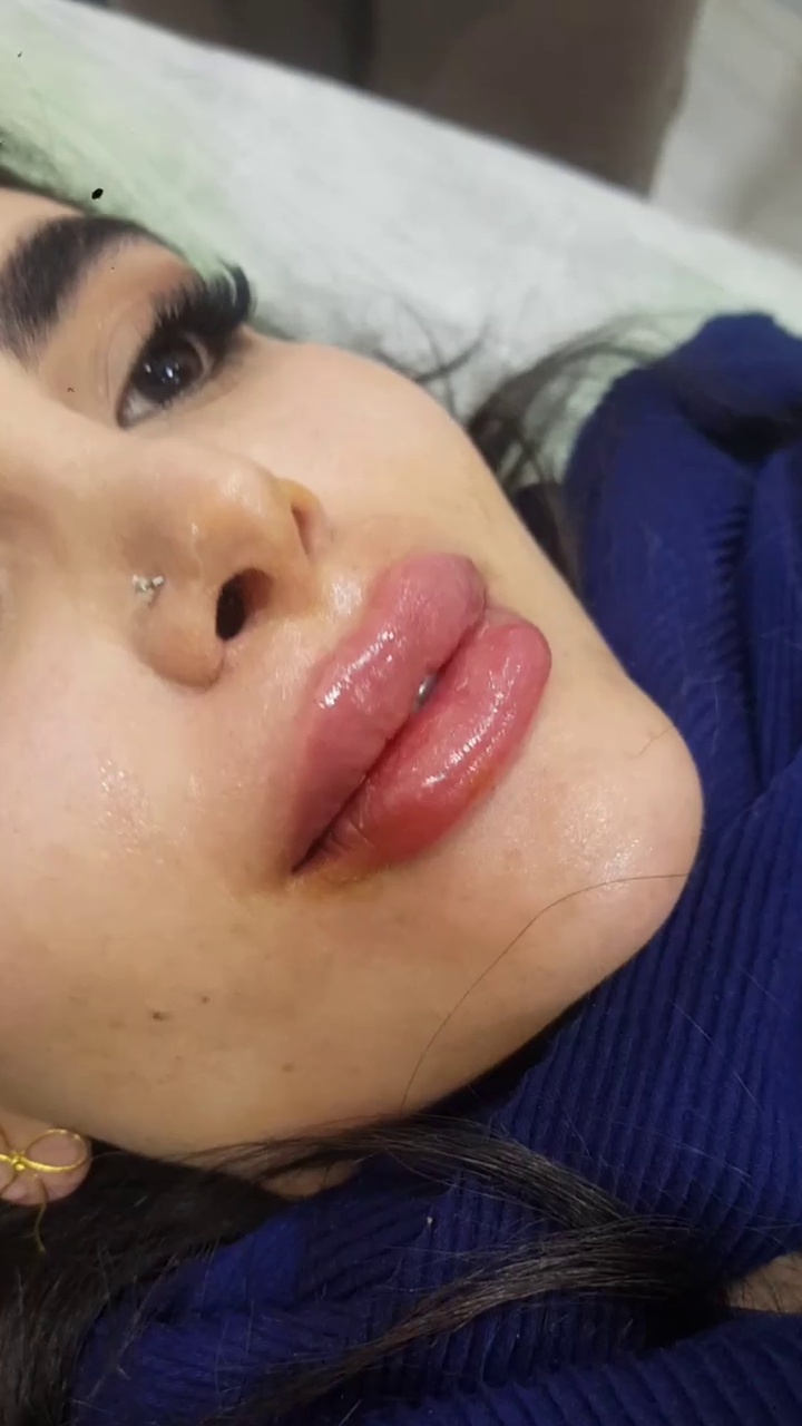 ستيلا  با دكتر مريم هاشمي زنان و زايمان