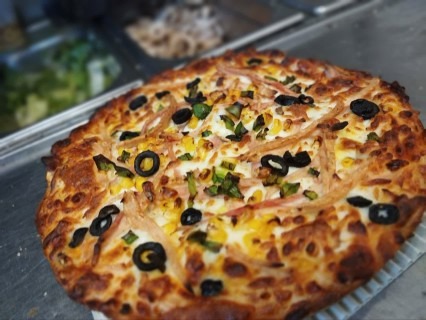 پیتزا فست فود کرگدن