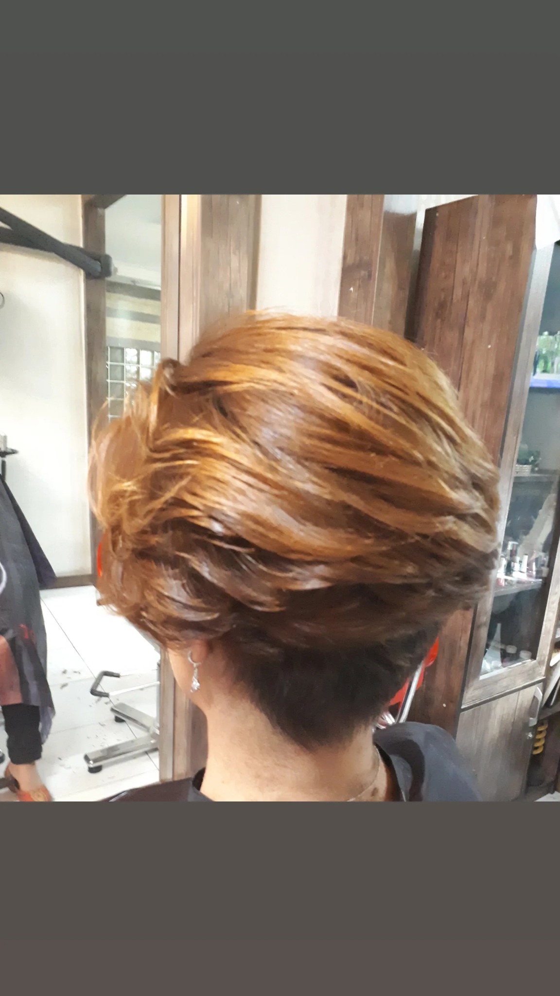 سالن زیبایی میکاپ