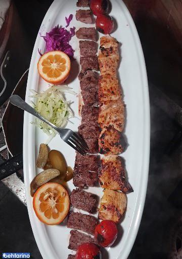 رستوران ایرانی قلهک دره 