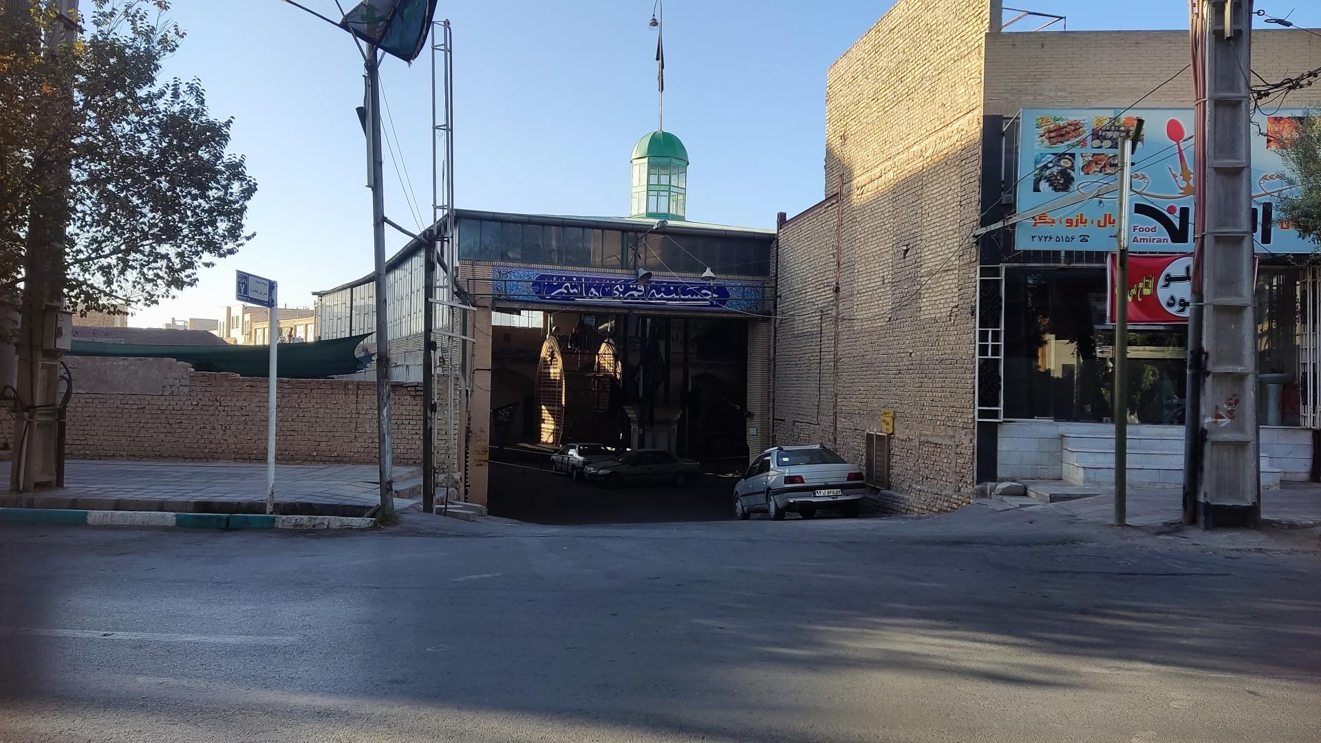 حسینیه بزرگ پل نواب