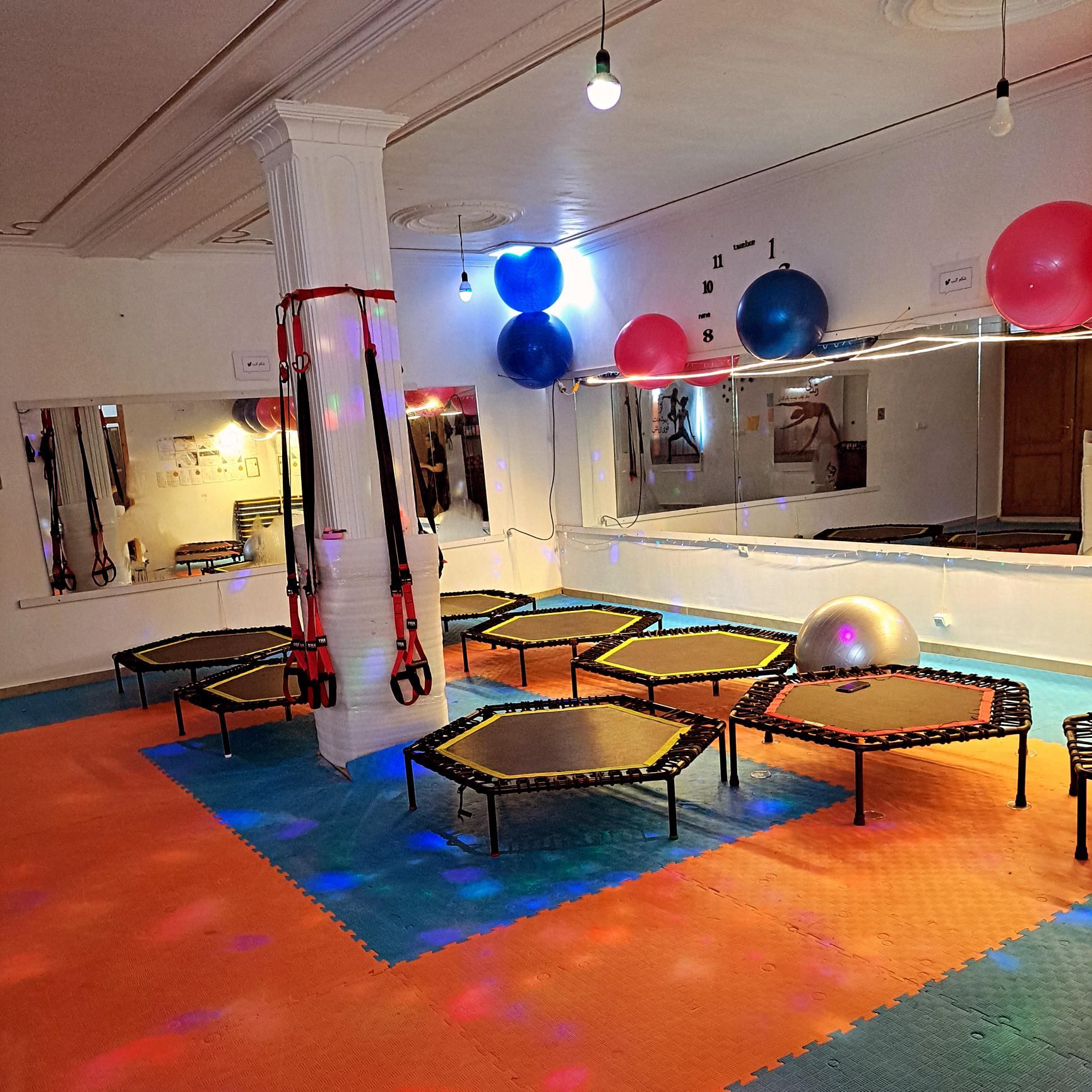 باشگاه فیت شو