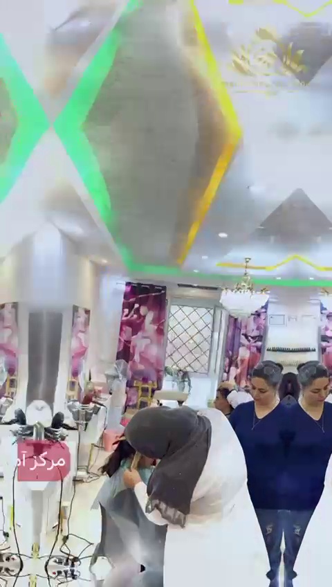 آموزشگاه و سالن زیبایی مهسا جمشیدی