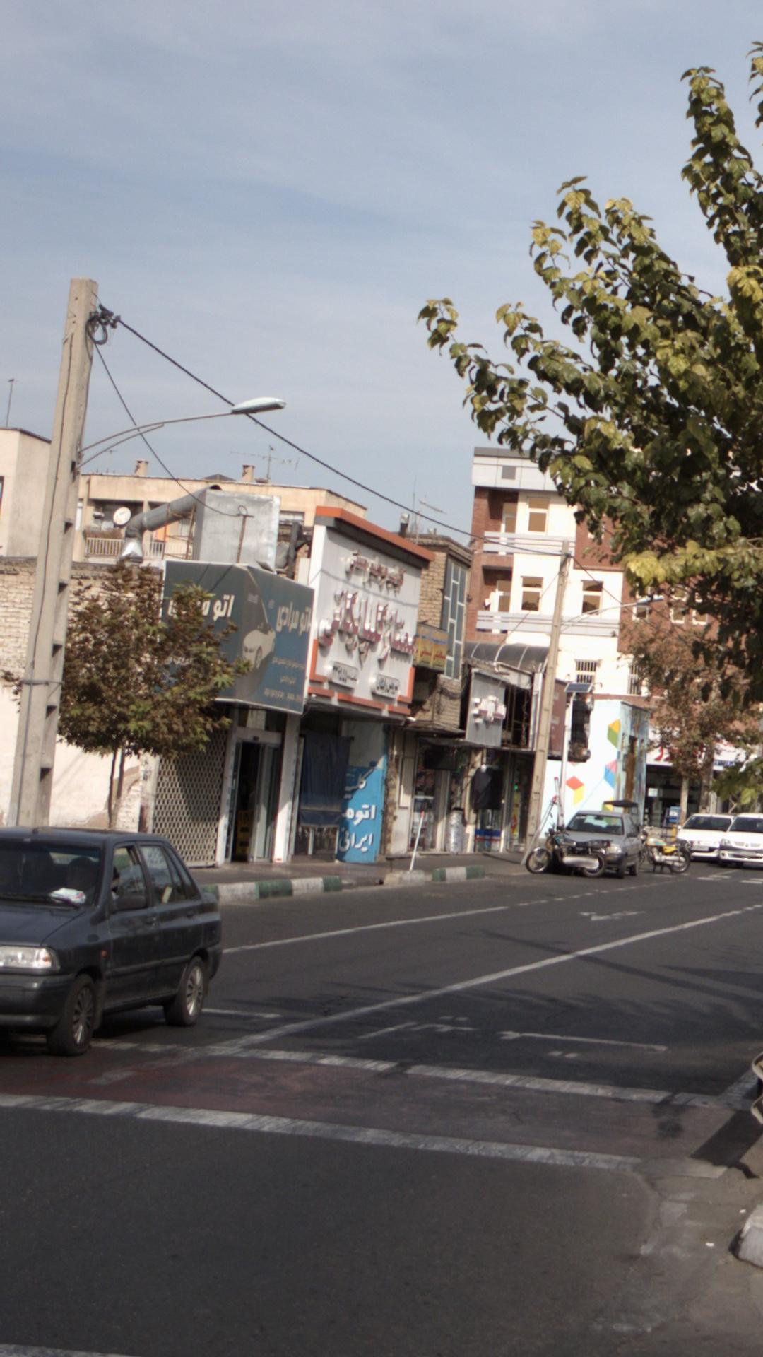 نمایشگاه اتومبیل اتو مرادی