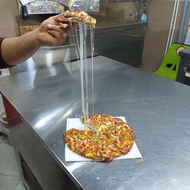 فست فود هدهد استوار