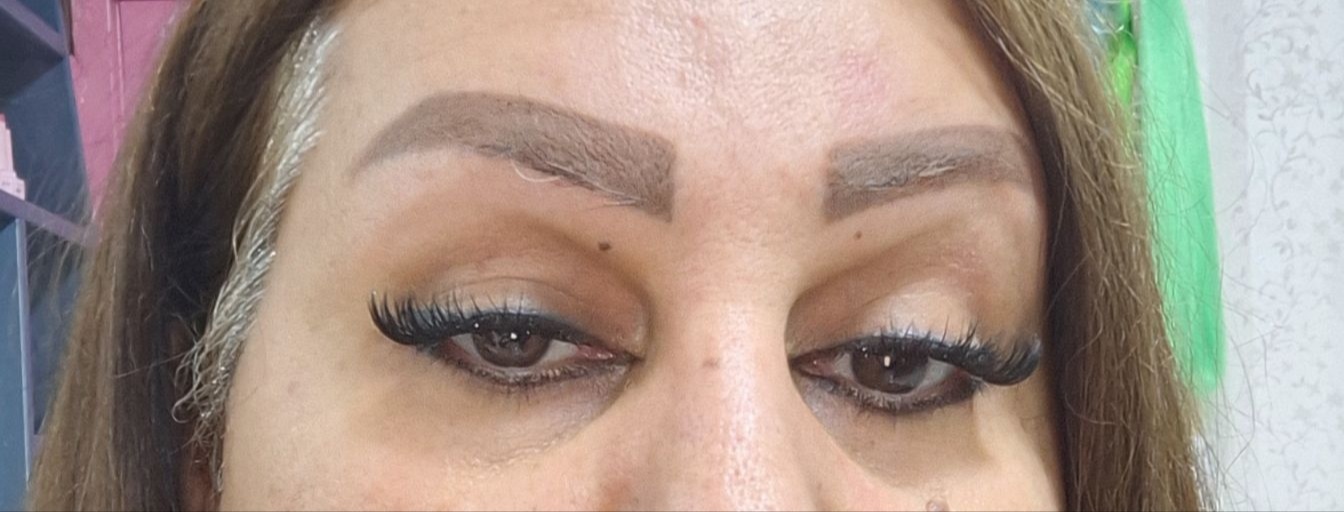 خدمات کاشت مژه صحرا