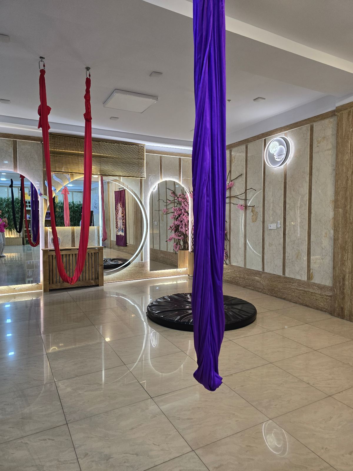 مرکز یوگا و اریال یوگا آرشیدا