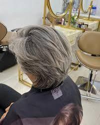 سالن آرایشی ماه آفرین