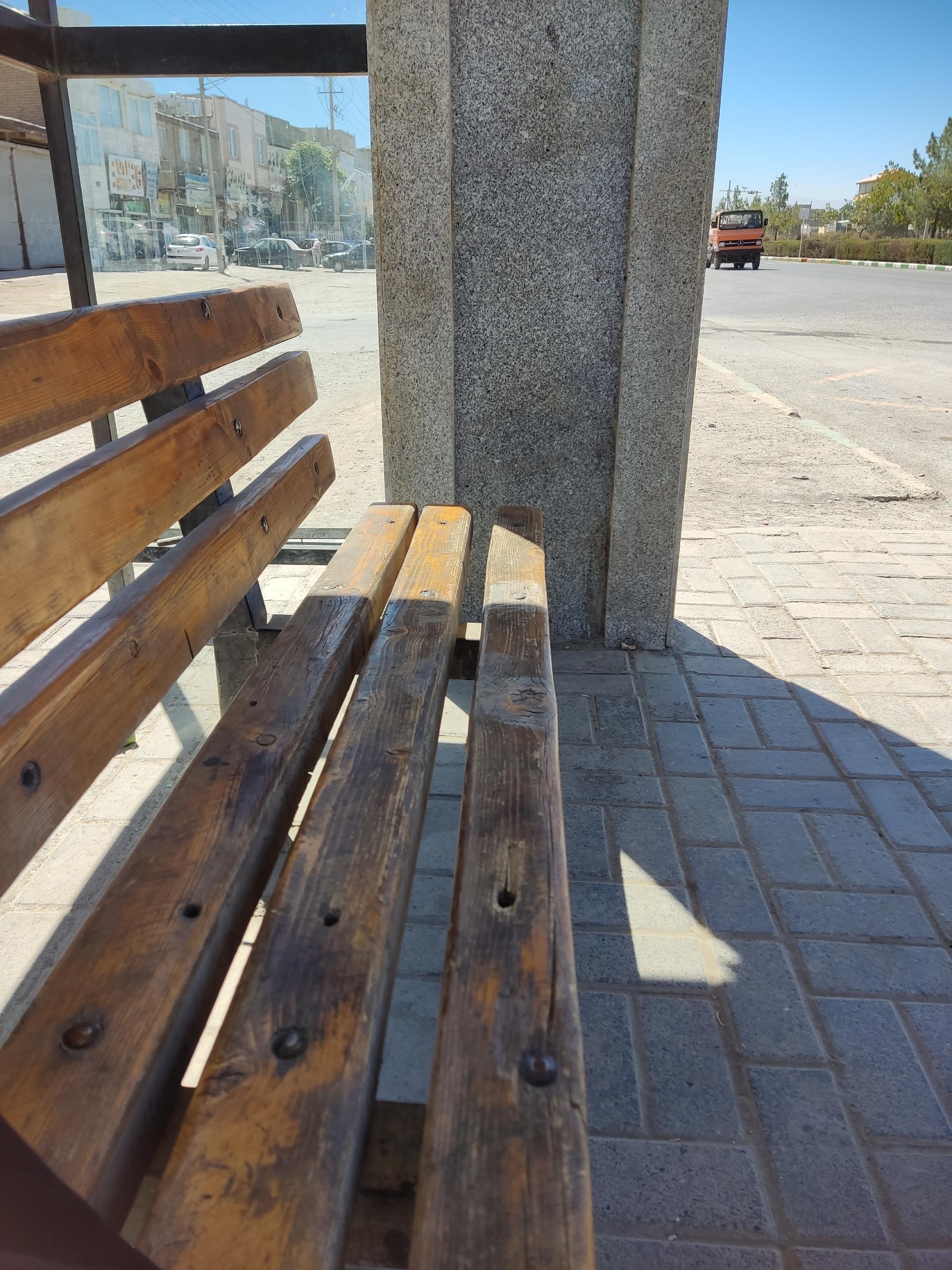 ایستگاه اتوبوس شاهنامه 63
