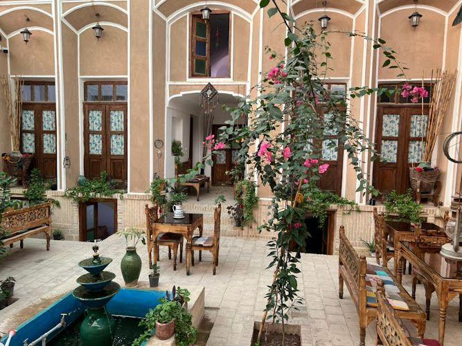 Elahe Guest House - اقامتگاه بوم گردی الهه یزد