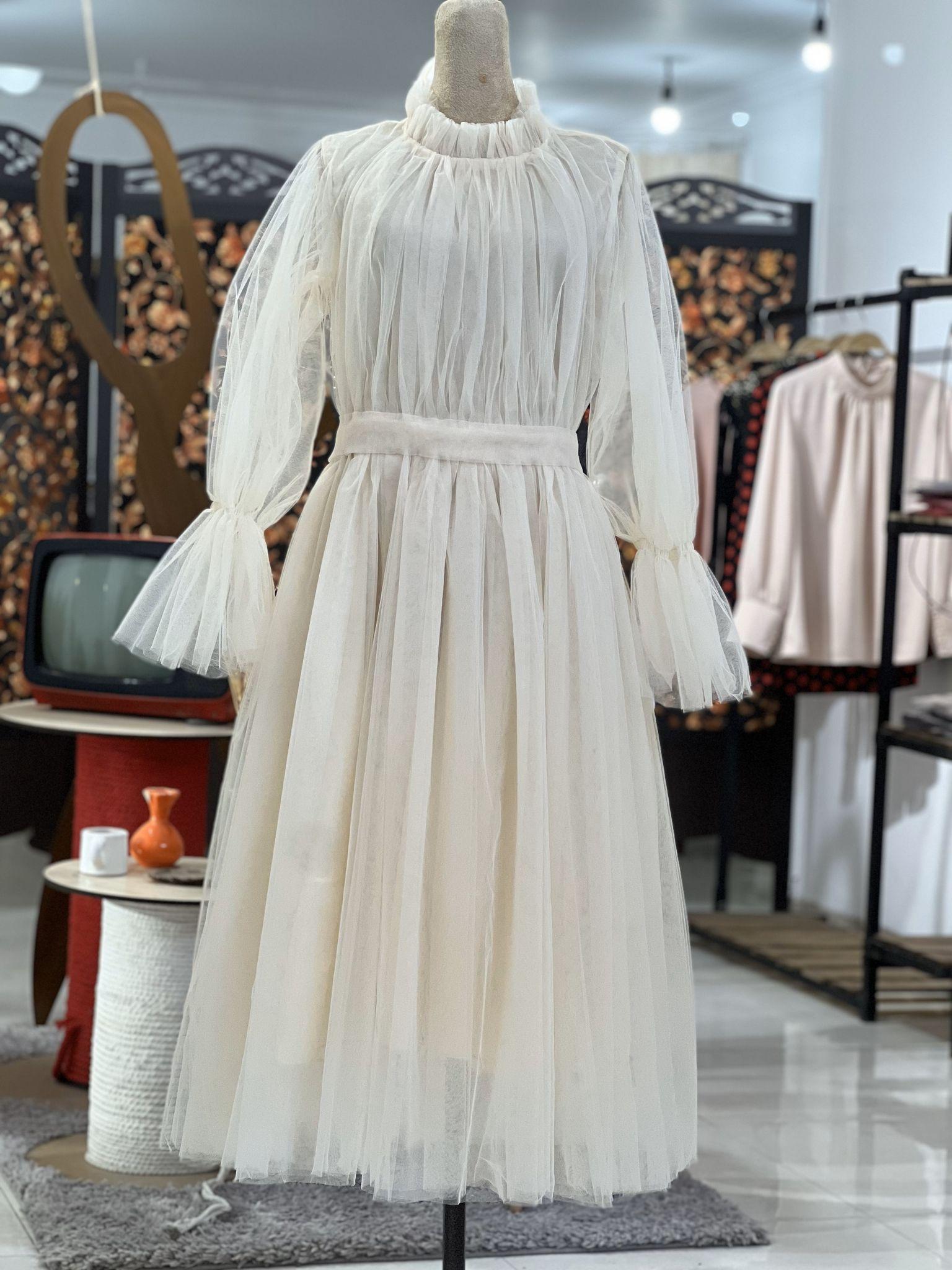 مزون متر و قیچی