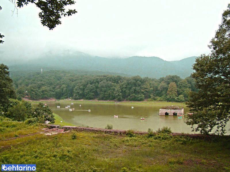 دریاچه عباس آباد