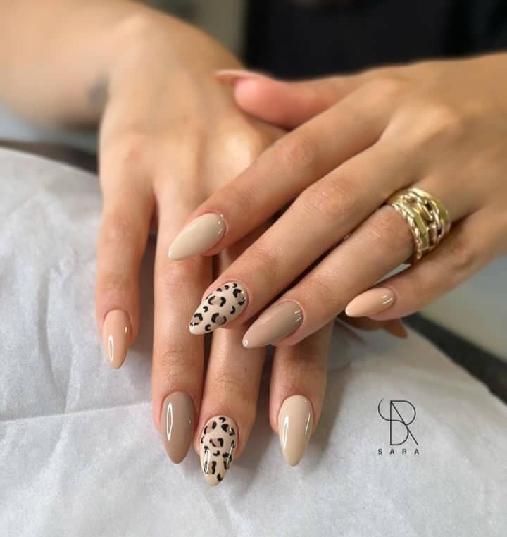 کاشت ناخن سپیده