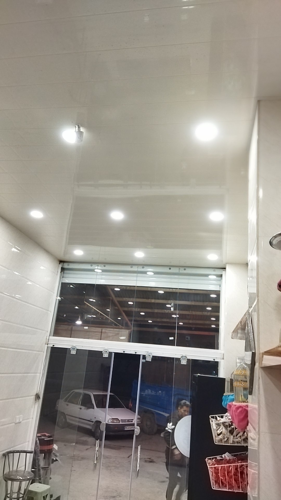 برق ساختمان وصنعتی(انجام کلیه خدمات برق)