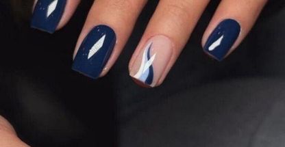 مرکز تخصصی کاشت ناخن آینه شرق