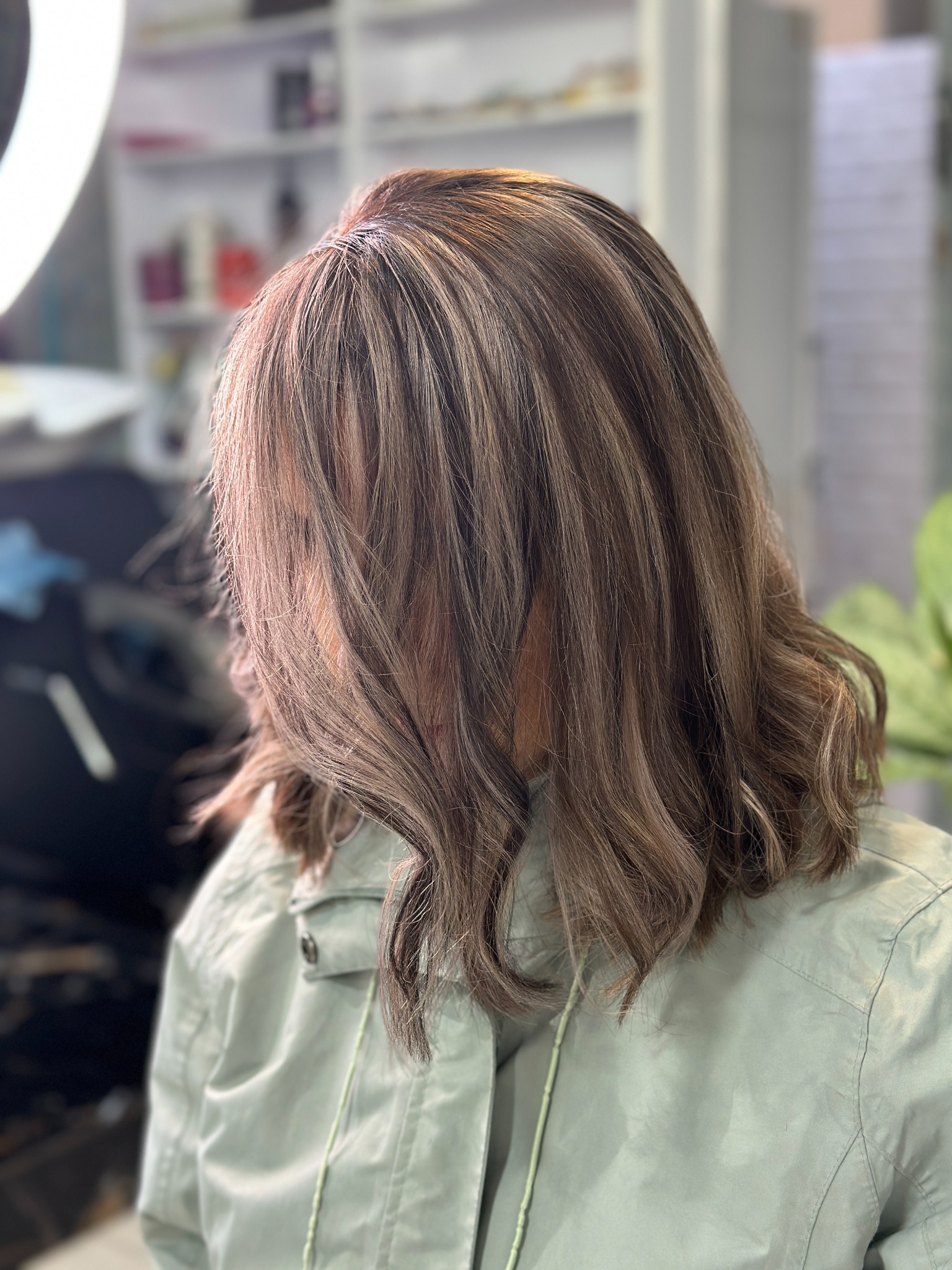 رنگ و لایت تخصصی  بهار نصرپور