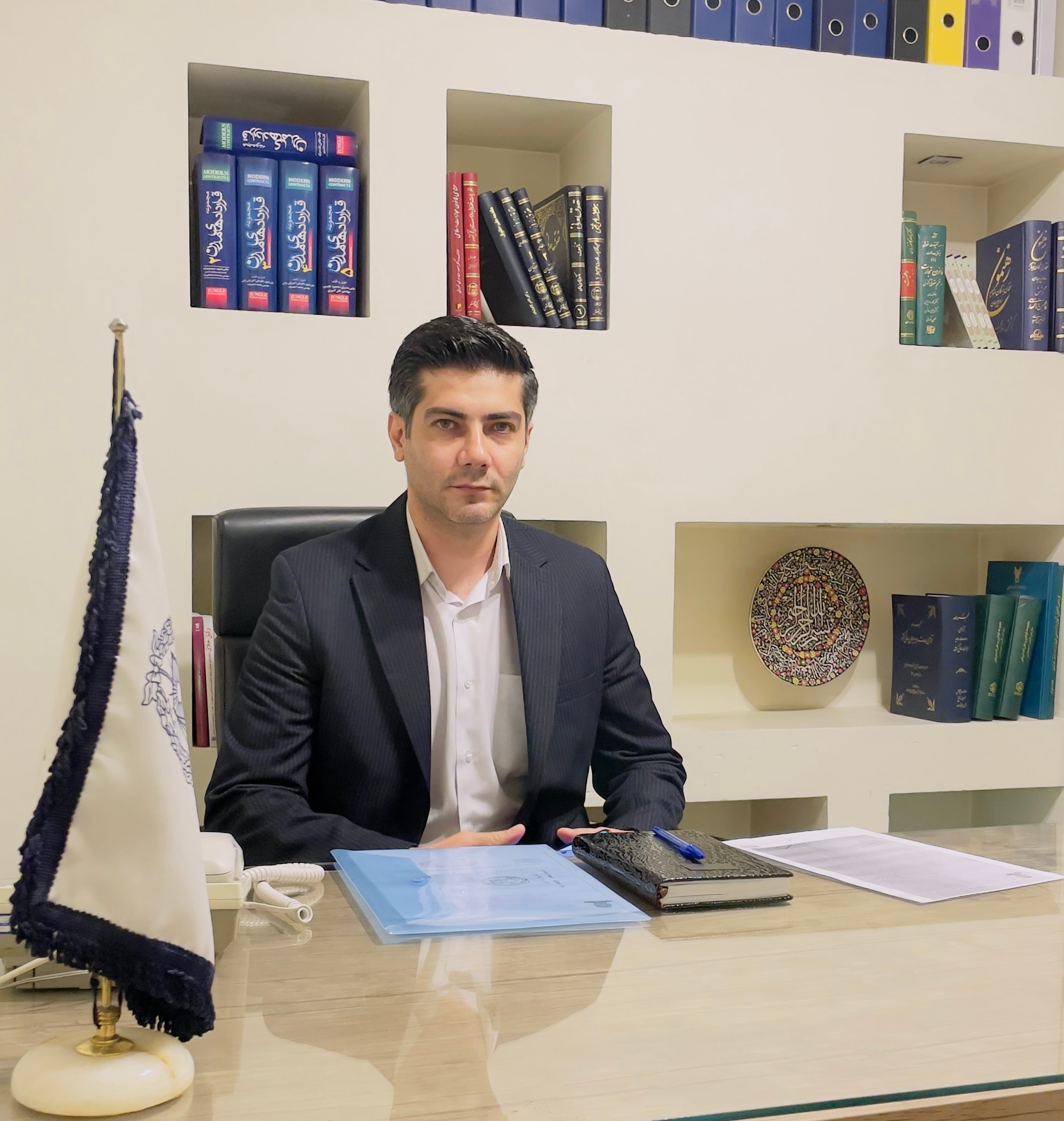 پارسا علی زاده وکیل پایه یک دادگستری