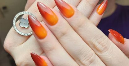 سالن تخصصی خدمات ناخن و مژه دیبا