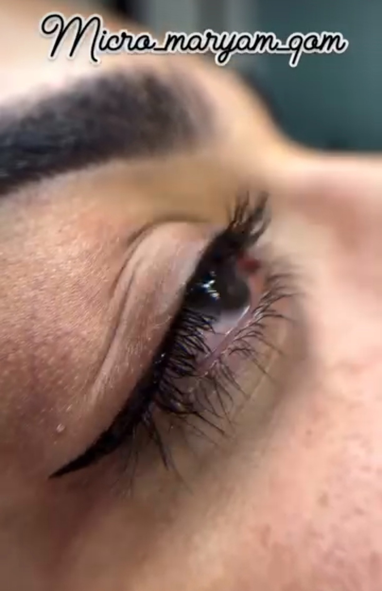 سالن زیبایی مریم مومن