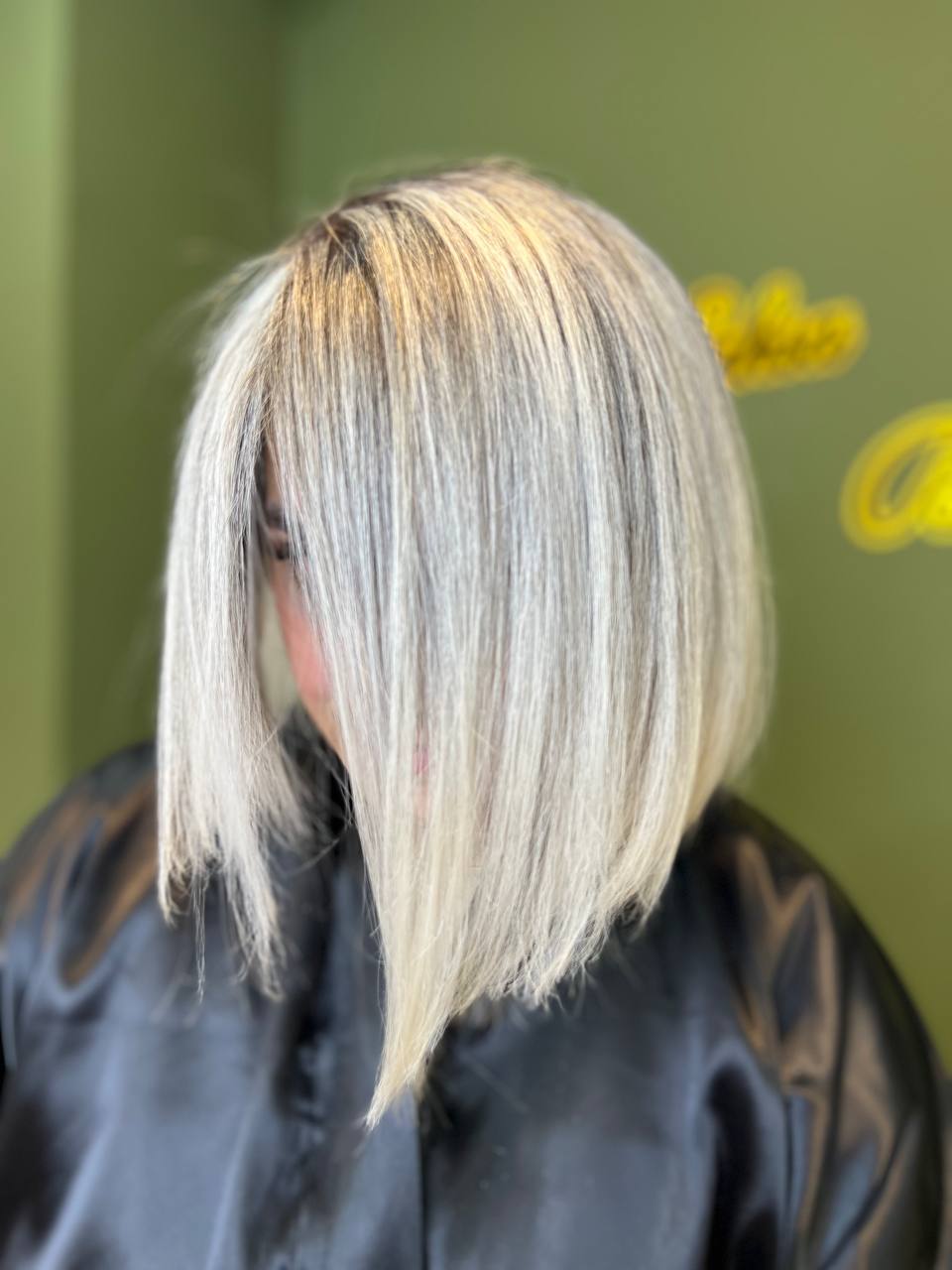 سالن زیبایی مهسا مقیمی