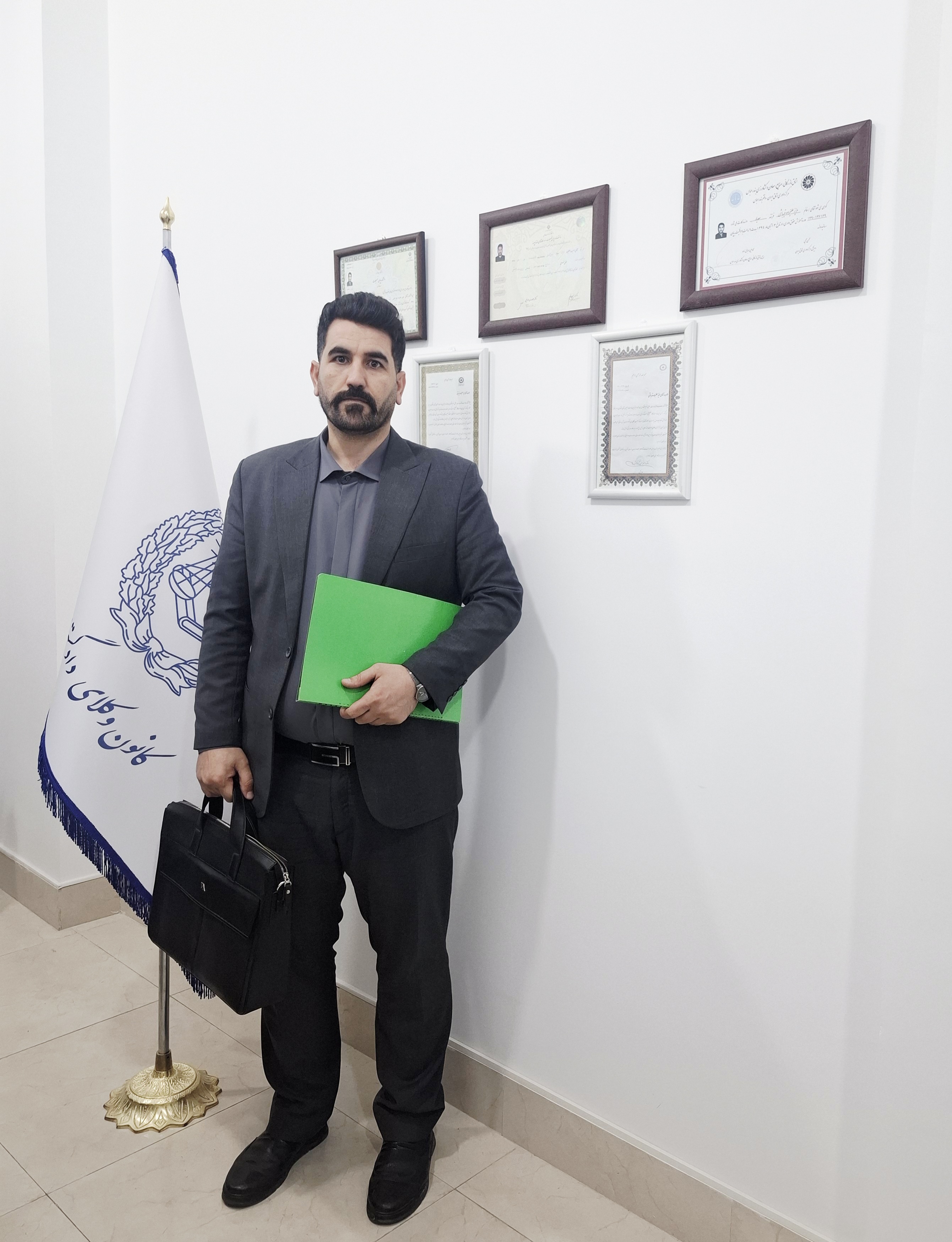 امیرصدرا علیزاده وکیل پایه یک دادگستری