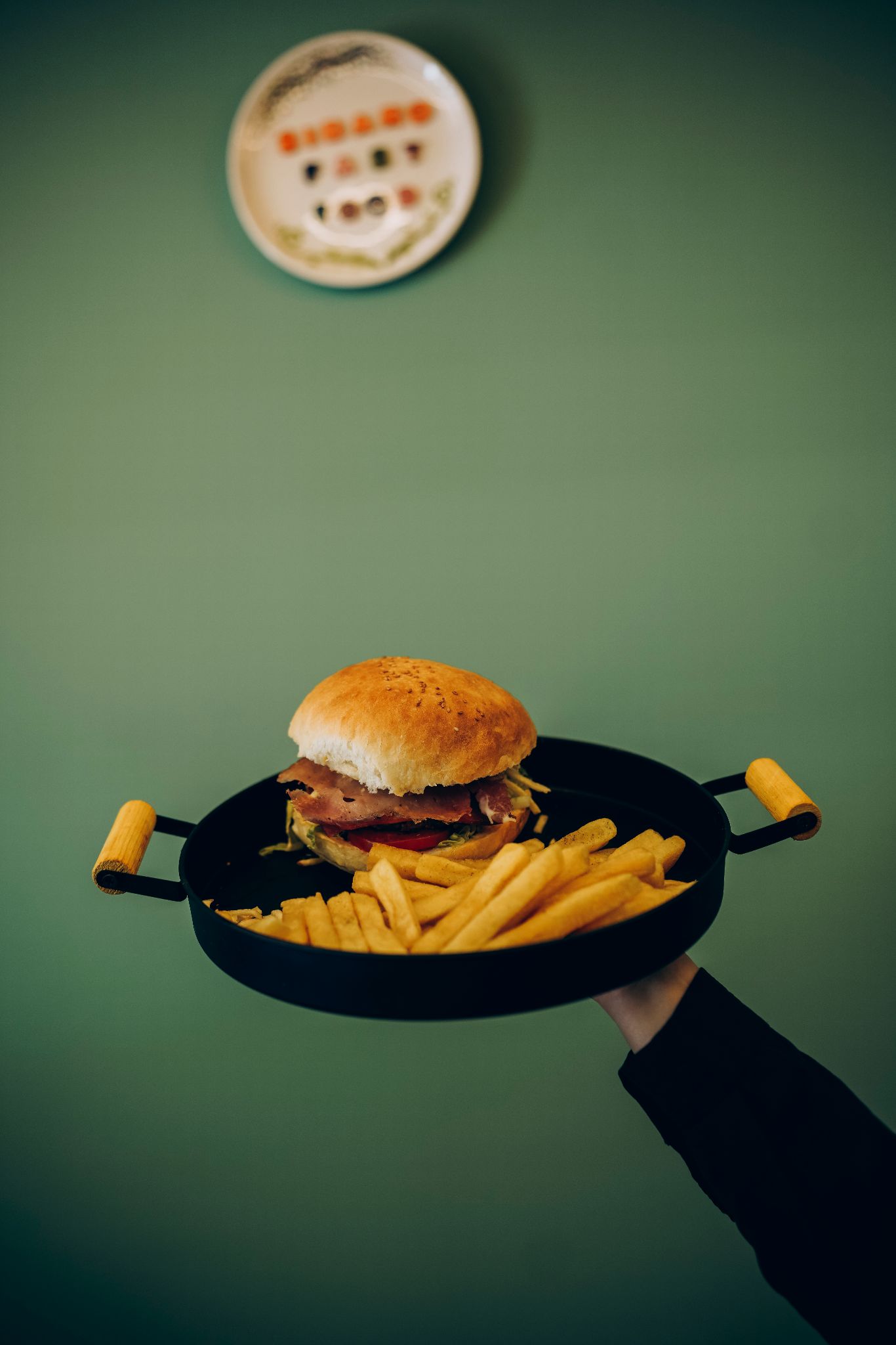 فست فود و سوخاری کیلویی سیبارو