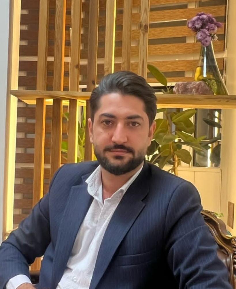 وکیل پایه یک دادگستری میلادقادری
