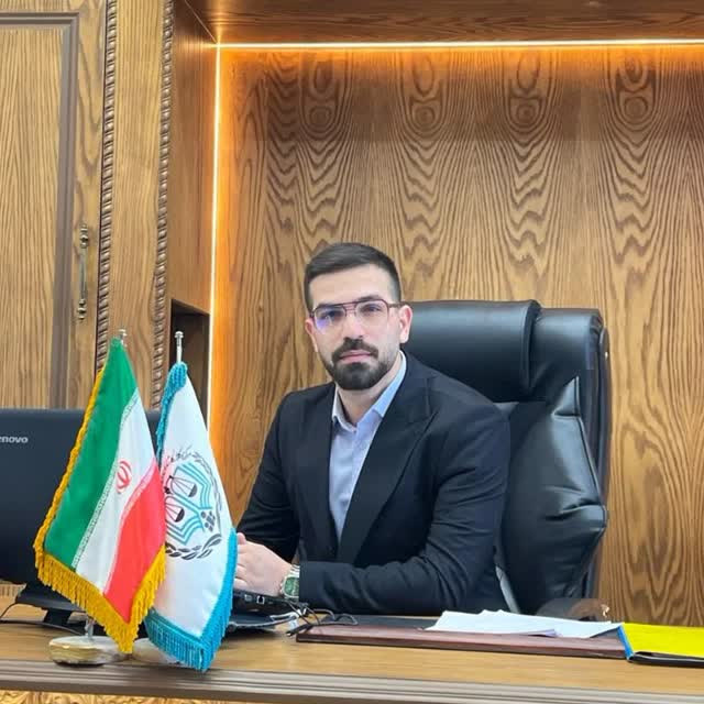 وکيل پایه یک دادگستری